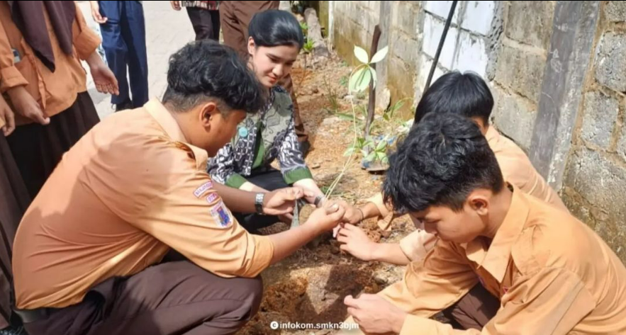 https://www.smkn3banjarmasin.sch.id/images/noimage.jpg