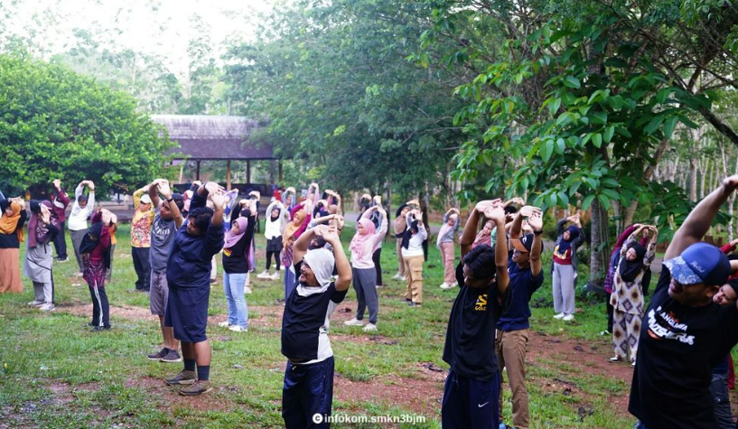 https://www.smkn3banjarmasin.sch.id/images/noimage.jpg