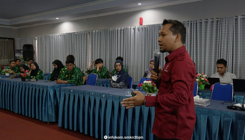 https://www.smkn3banjarmasin.sch.id/images/noimage.jpg