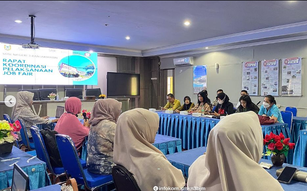 https://www.smkn3banjarmasin.sch.id/images/noimage.jpg