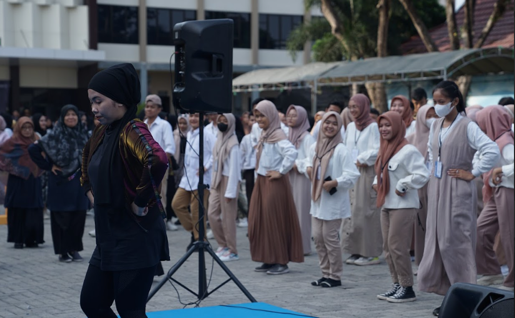 https://www.smkn3banjarmasin.sch.id/images/noimage.jpg