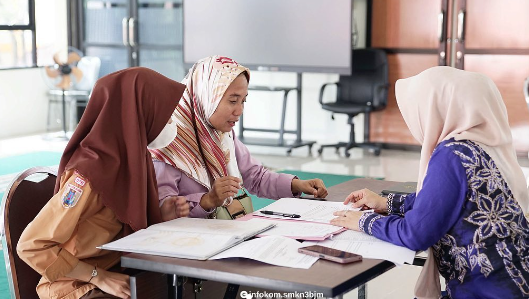 https://www.smkn3banjarmasin.sch.id/images/noimage.jpg