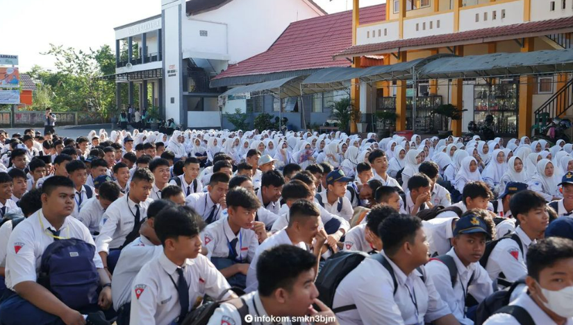 https://www.smkn3banjarmasin.sch.id/images/noimage.jpg